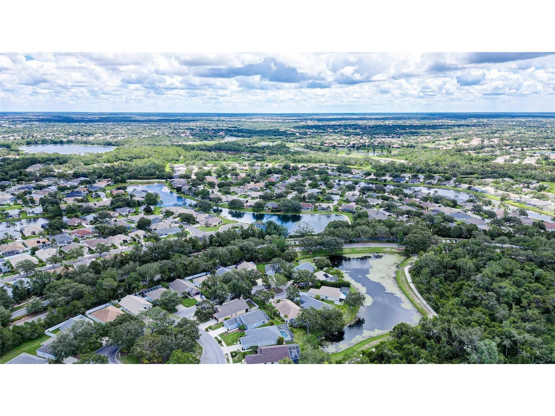 6462 Golden Leaf Court Lakewood Ranch FL 34202 A4698944 image38