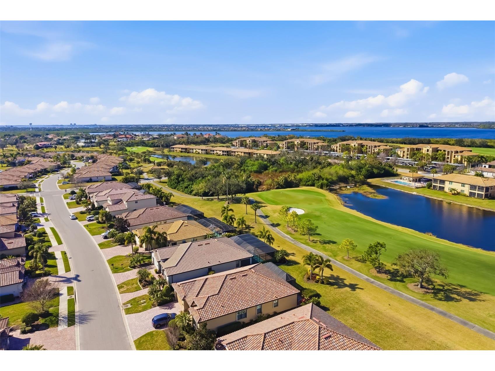6462 Willowshire Way Bradenton FL 34212 - GOLF COURSE POND A4683054 image16