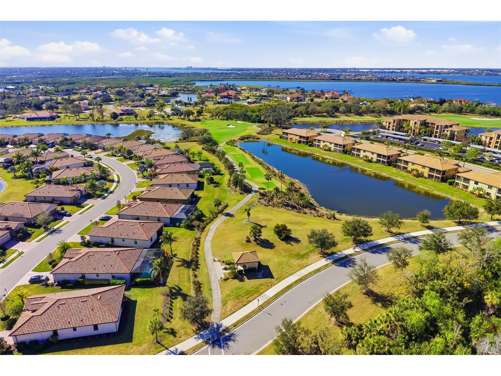 6462 Willowshire Way Bradenton FL 34212 - GOLF COURSE POND A4683054 image49