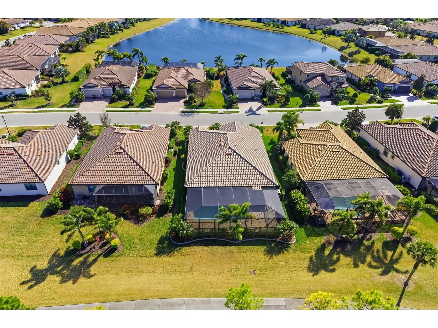 6462 Willowshire Way Bradenton FL 34212 - GOLF COURSE POND A4683054 image50