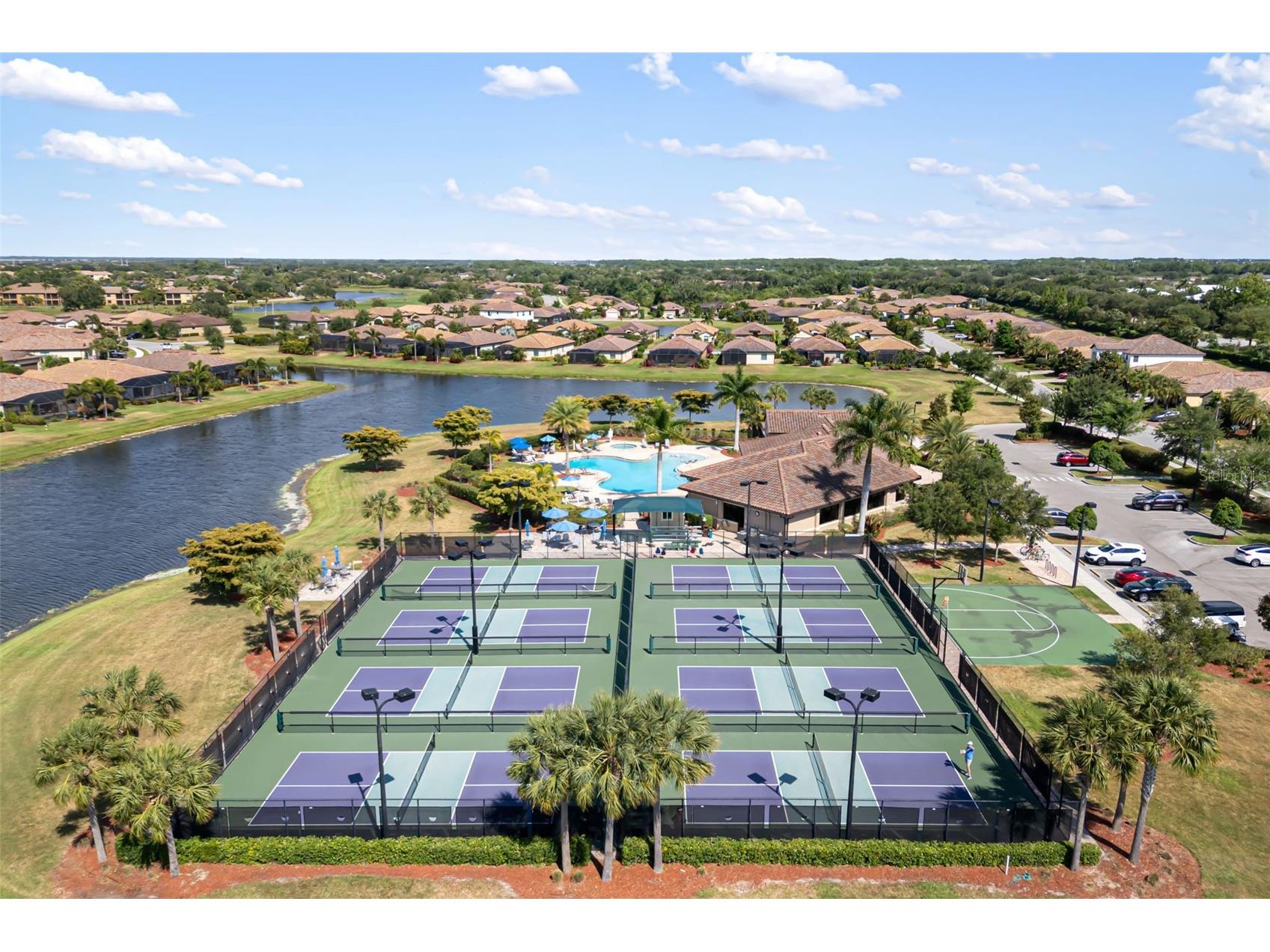 6462 Willowshire Way Bradenton FL 34212 - GOLF COURSE POND A4683054 image73