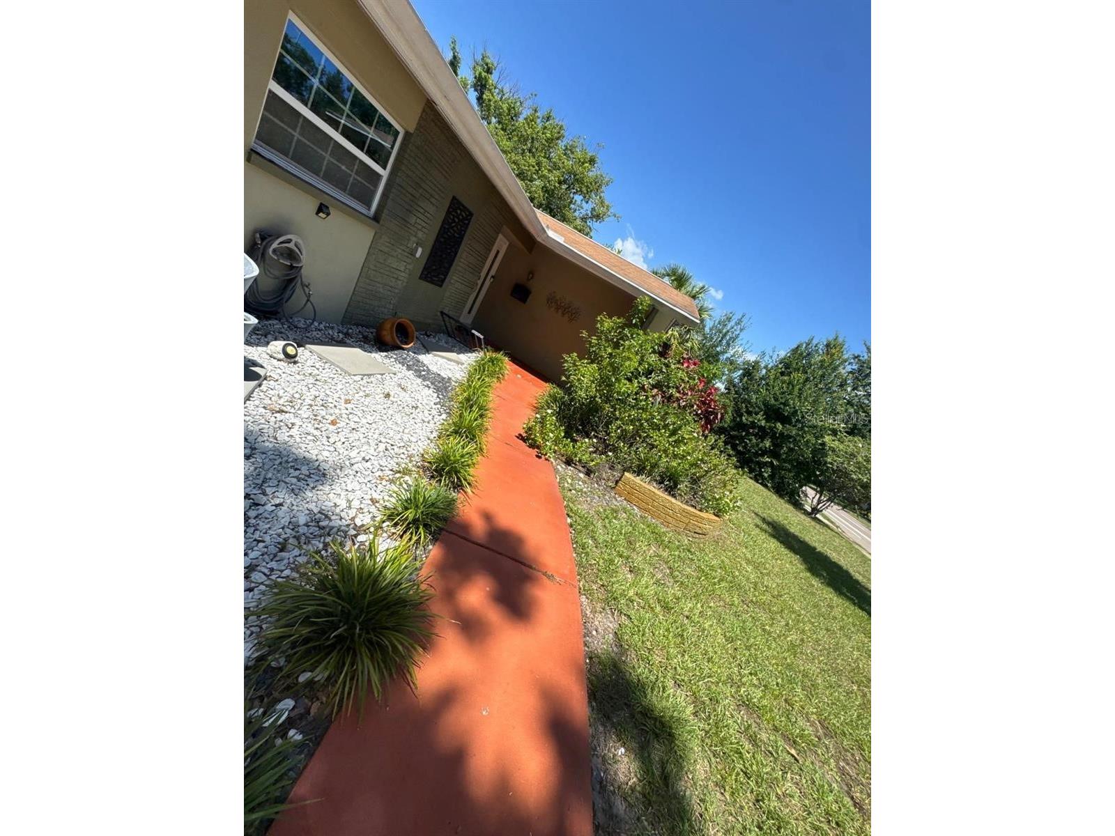 6463 1st Avenue N Saint Petersburg FL 33710 TB8452375 image2