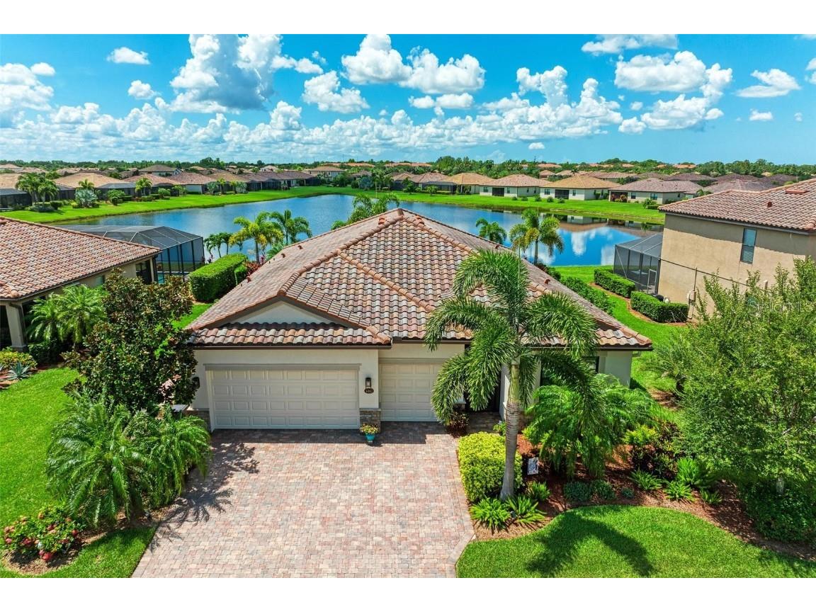 6463 Willowshire Way Bradenton FL 34212 A4577834 image1