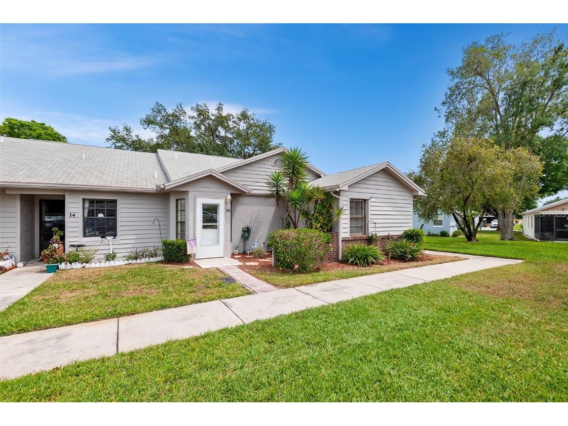 6464 Sandpipers Drive #15 Lakeland FL 33809 P4929951 image1