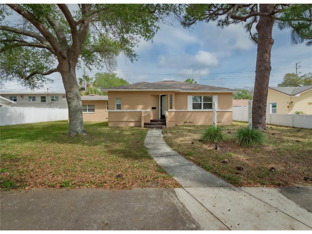 6465 1st Avenue S Saint Petersburg FL 33707 TB8445455 image1