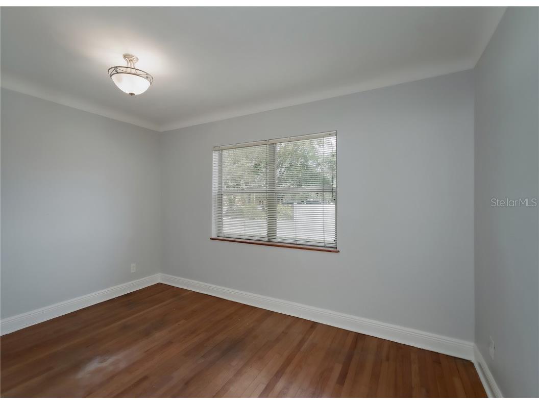 6465 1st Avenue S Saint Petersburg FL 33707 TB8445455 image15