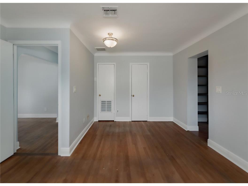 6465 1st Avenue S Saint Petersburg FL 33707 TB8445455 image16