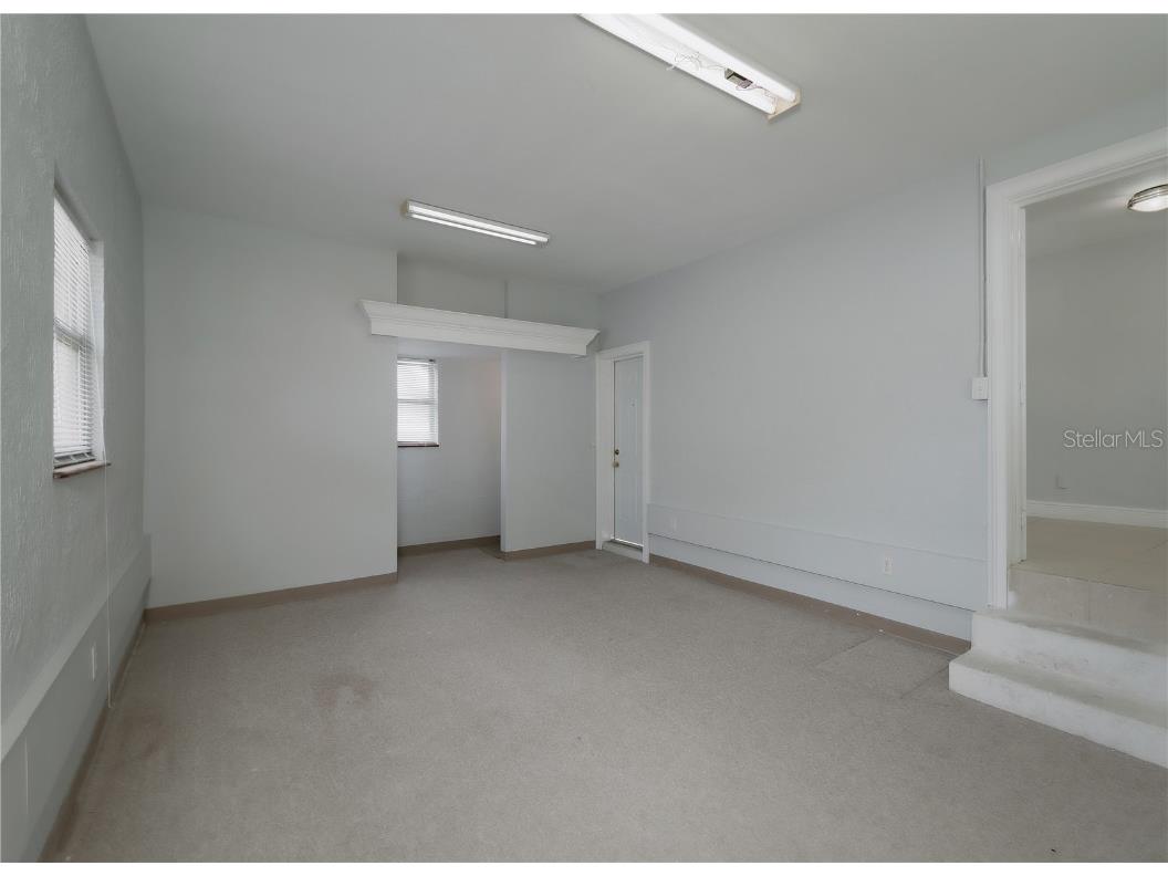 6465 1st Avenue S Saint Petersburg FL 33707 TB8445455 image40