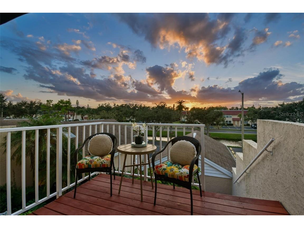 6465 99th Way N #17A Saint Petersburg FL 33708 - LONG BAYOU TB8435035 image1