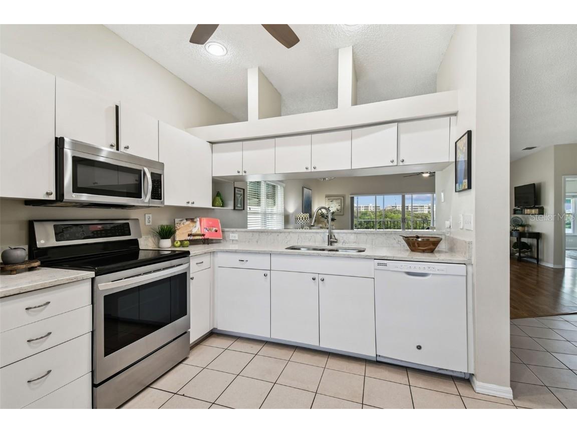 6465 99th Way N #17A Saint Petersburg FL 33708 - LONG BAYOU TB8435035 image16