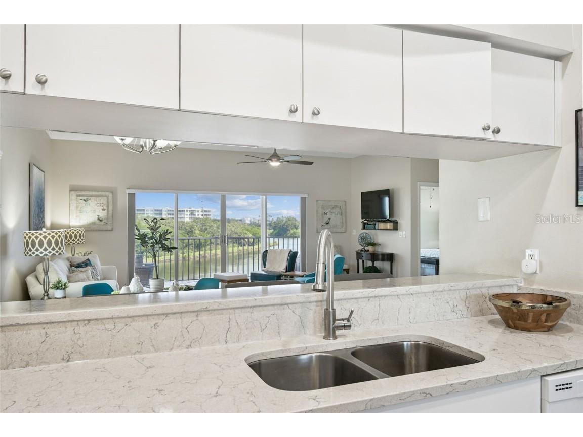 6465 99th Way N #17A Saint Petersburg FL 33708 - LONG BAYOU TB8435035 image17