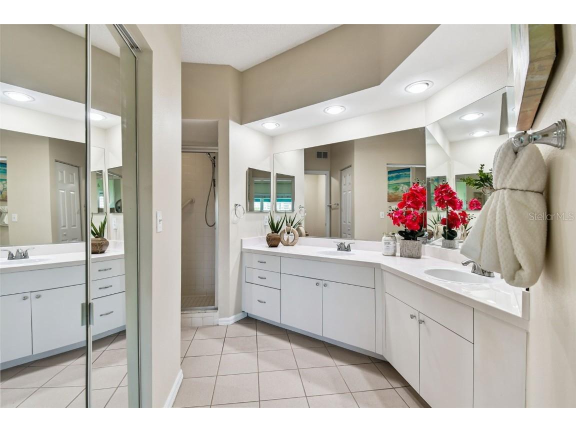 6465 99th Way N #17A Saint Petersburg FL 33708 - LONG BAYOU TB8435035 image41