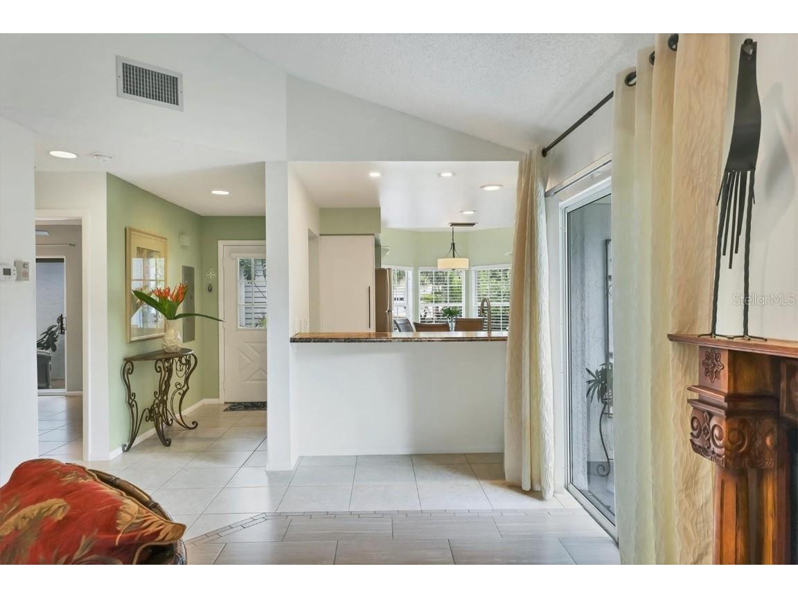 6465 Carrington Circle #44 Sarasota FL 34238 A4666966 image20