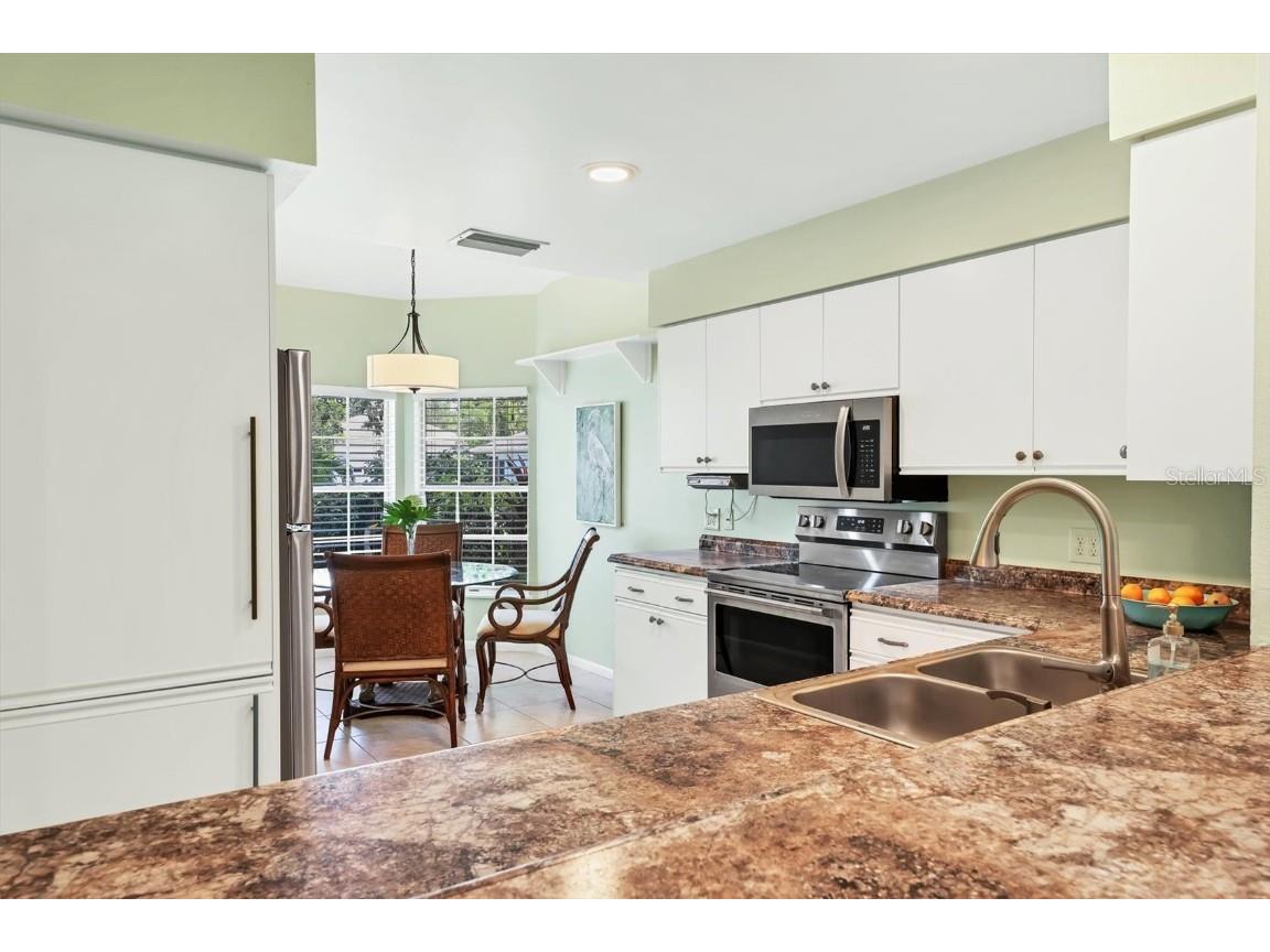 6465 Carrington Circle #44 Sarasota FL 34238 A4666966 image21