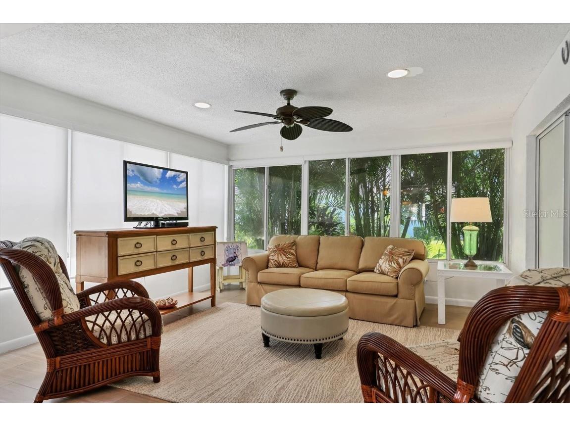 6465 Carrington Circle #44 Sarasota FL 34238 A4666966 image26
