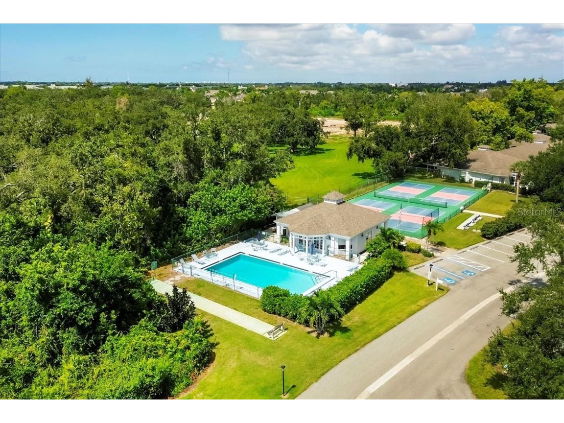 6465 Carrington Circle #44 Sarasota FL 34238 A4666966 image52