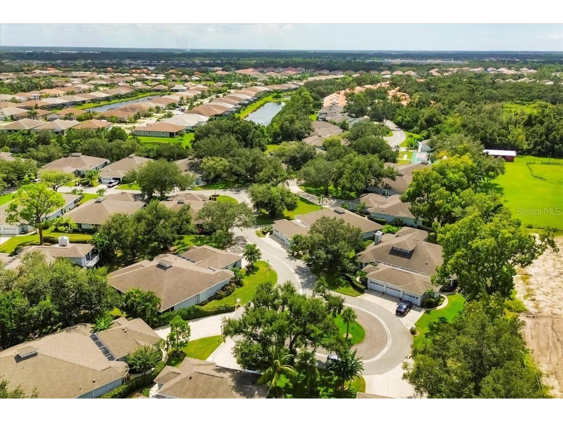 6465 Carrington Circle #44 Sarasota FL 34238 A4666966 image56