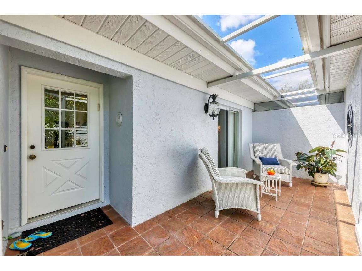 6465 Carrington Circle #44 Sarasota FL 34238 A4666966 image8