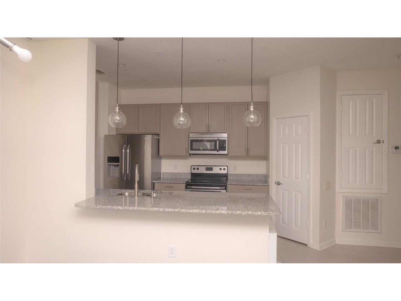 6466 Cava Alta Drive #101 Orlando FL 32835 O6326959 image7