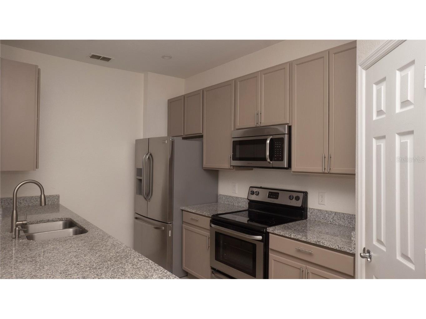 6466 Cava Alta Drive #101 Orlando FL 32835 O6354245 image7