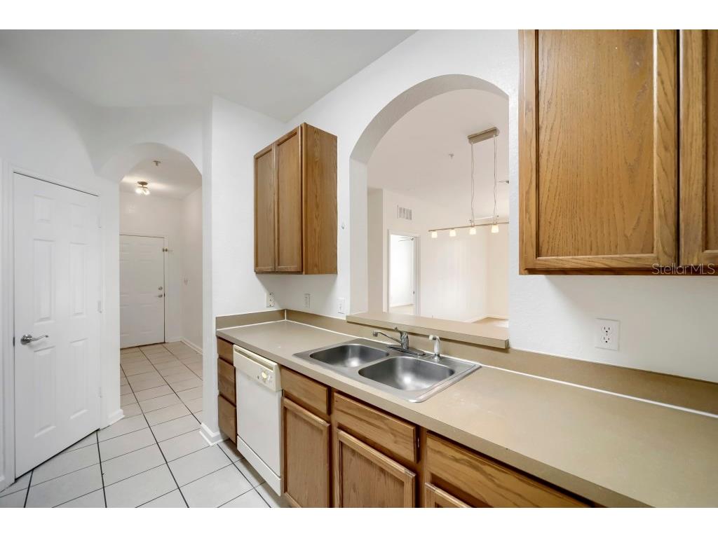 6466 Cava Alta Drive #208 Orlando FL 32835 O6417364 image10