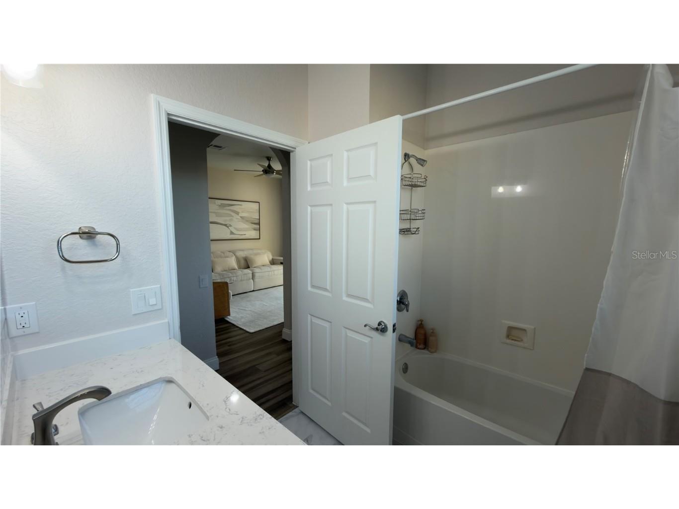 6466 Cava Alta Drive #401 Orlando FL 32835 O6363181 image39