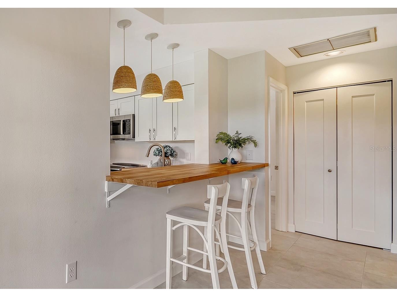 6467 Carrington Circle #43 Sarasota FL 34238 A4688055 image14