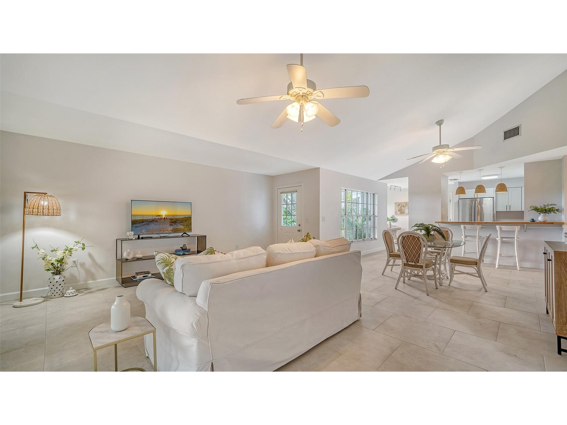 6467 Carrington Circle #43 Sarasota FL 34238 A4688055 image6