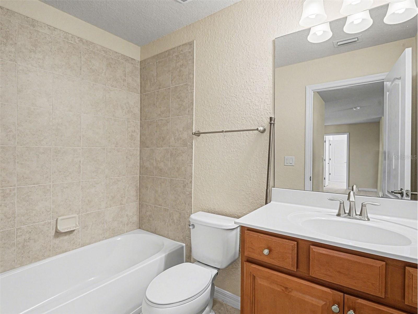 6467 Willowshire Way Bradenton FL 34212 TB8466002 image17