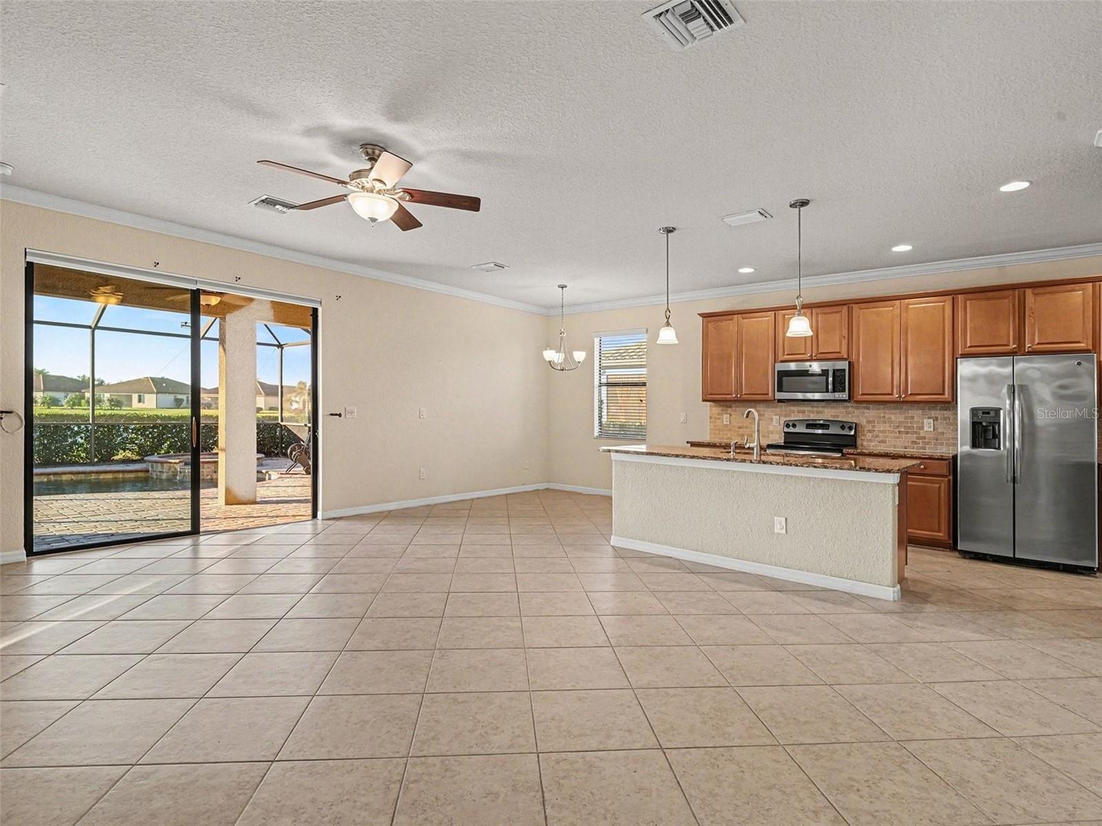 6467 Willowshire Way Bradenton FL 34212 TB8466002 image4