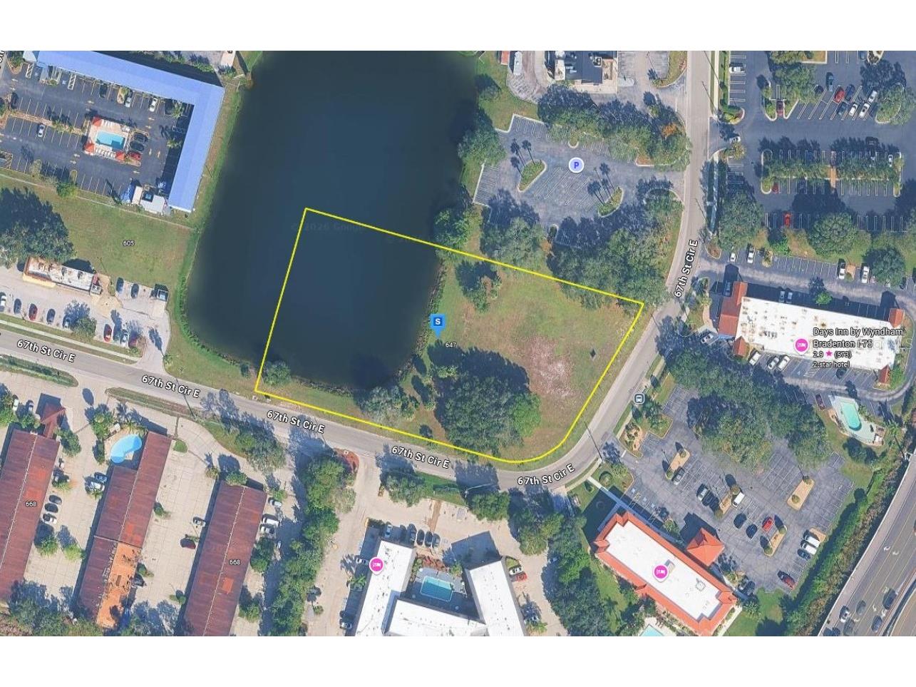 647 67th Street Circle E Bradenton FL 34208 A4690815 image1
