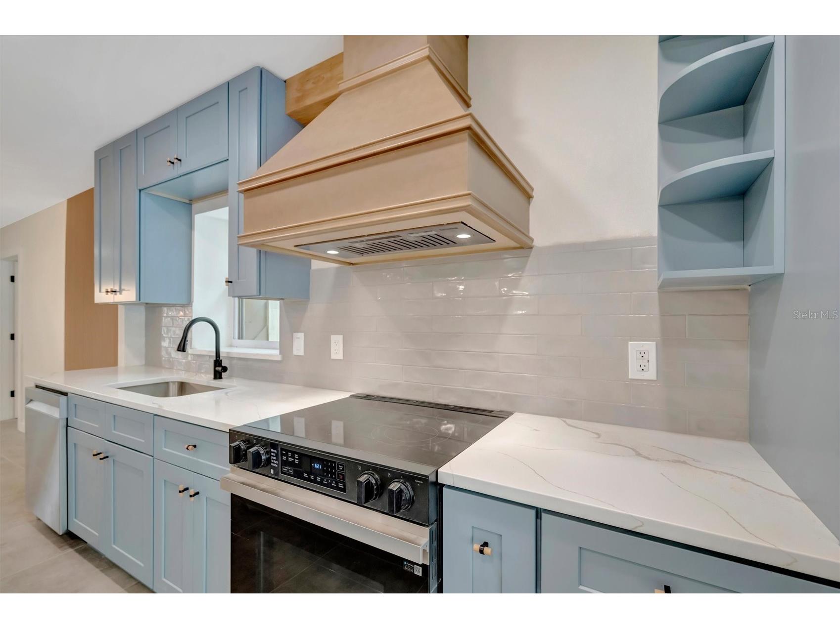 647 74th Avenue N Saint Petersburg FL 33702 TB8501591 image13