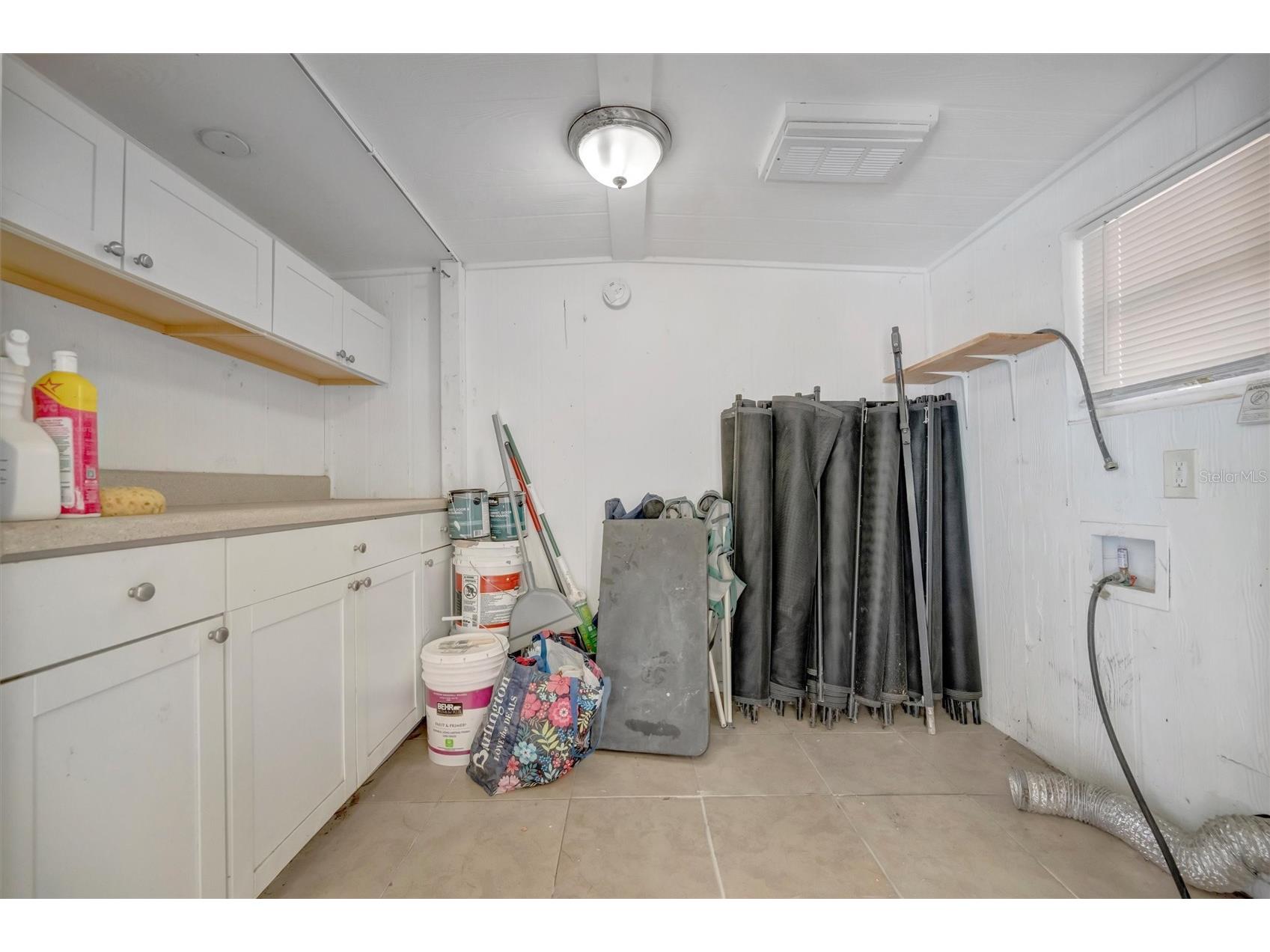 647 74th Avenue N Saint Petersburg FL 33702 TB8501591 image49