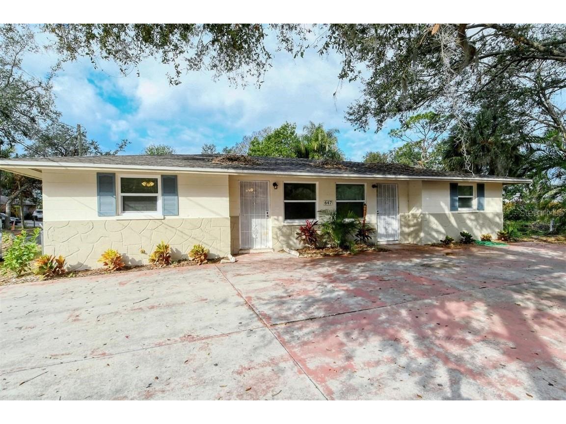 647 Church Street #A Nokomis FL 34275 A4667071 image1