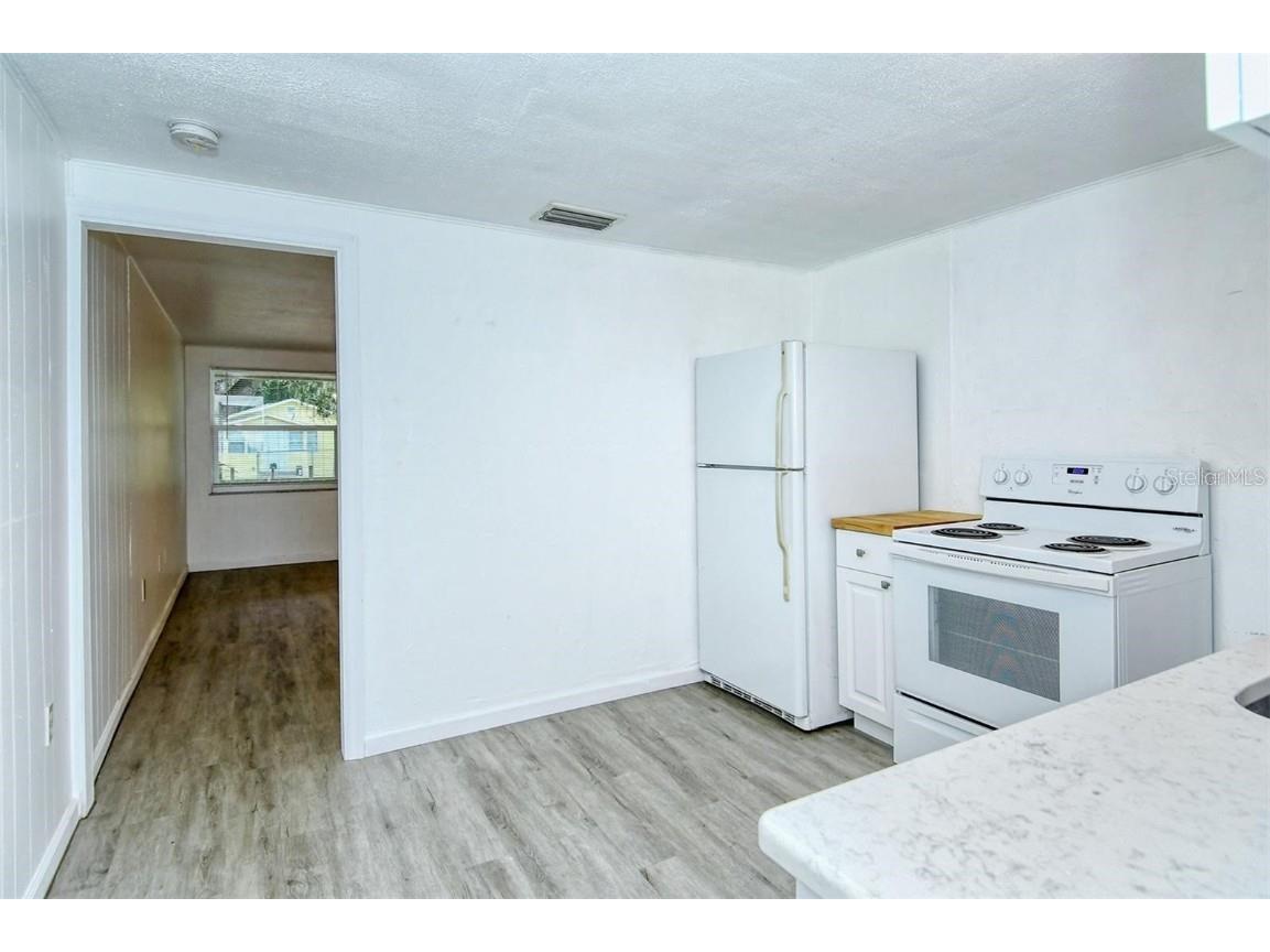 647 Church Street #A Nokomis FL 34275 A4667071 image5