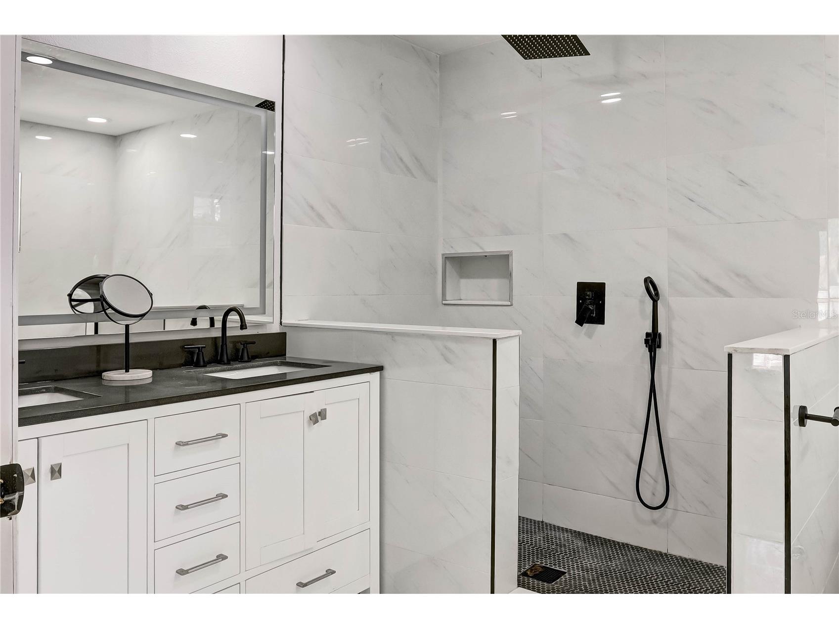647 E Hillcrest Street Altamonte Springs FL 32701 OM725655 image26