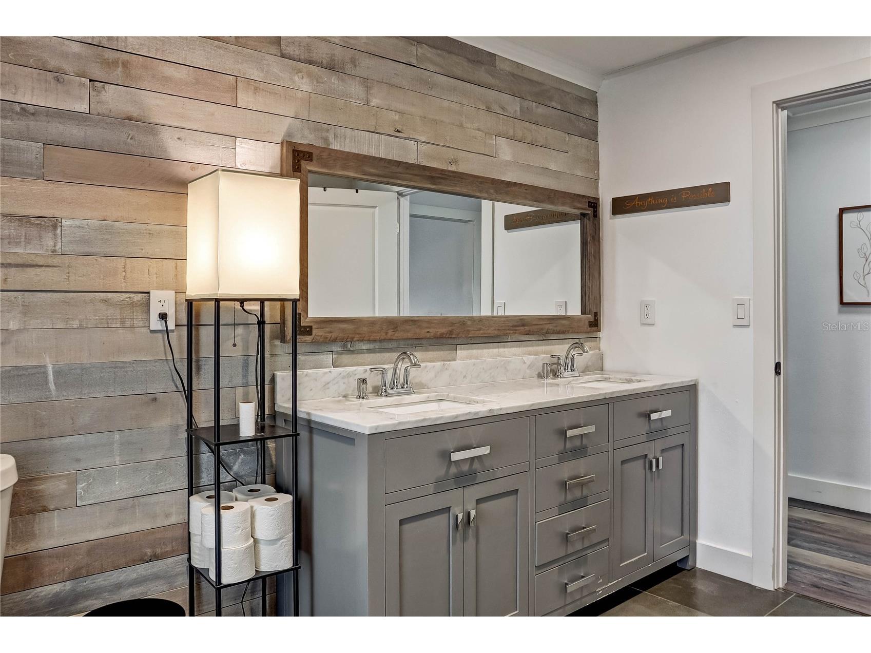 647 E Hillcrest Street Altamonte Springs FL 32701 OM725655 image31