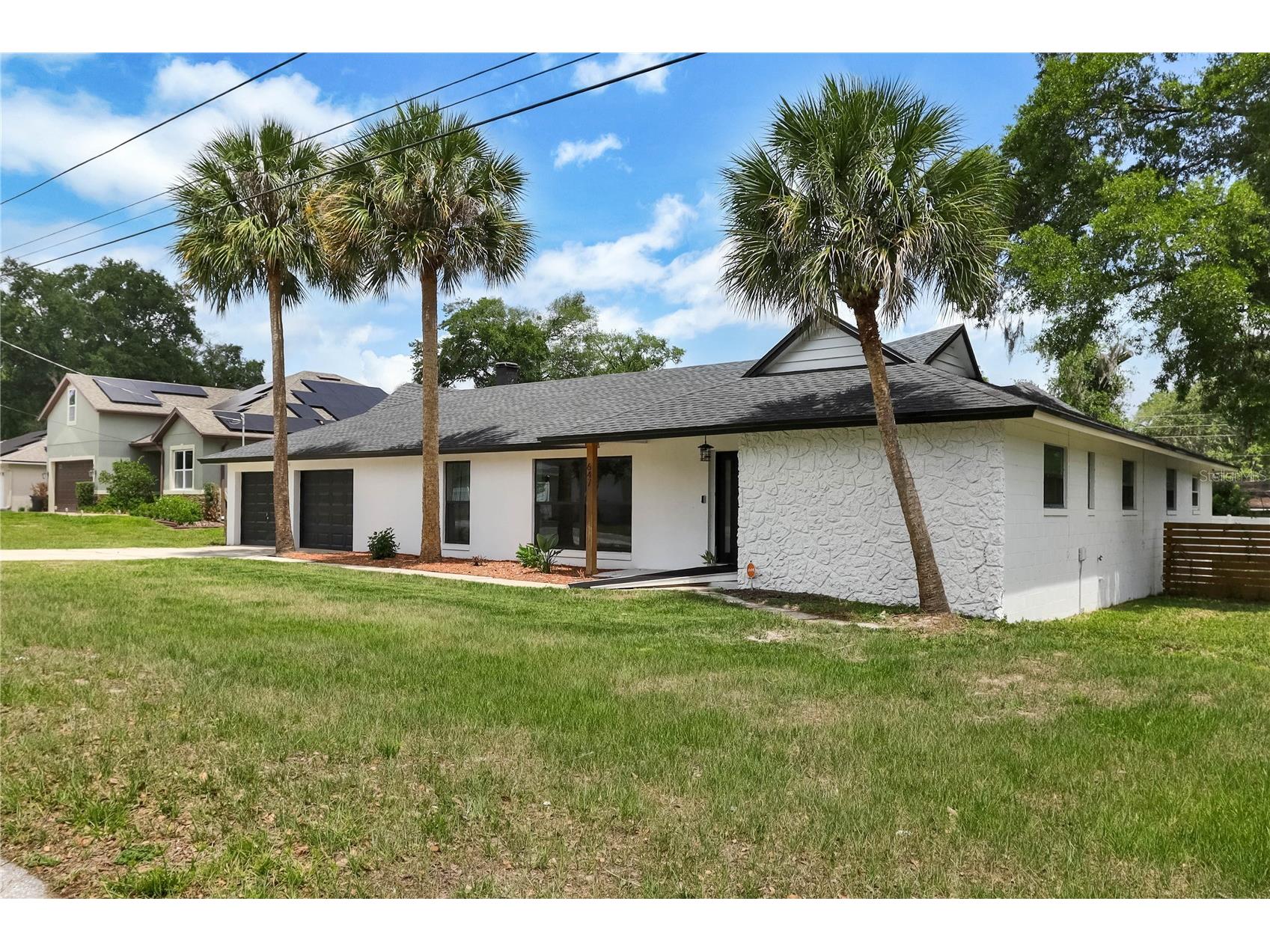 647 E Hillcrest Street Altamonte Springs FL 32701 OM725655 image4