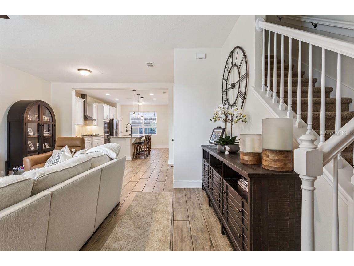 647 E Plant Street Winter Garden FL 34787 O6344194 image6