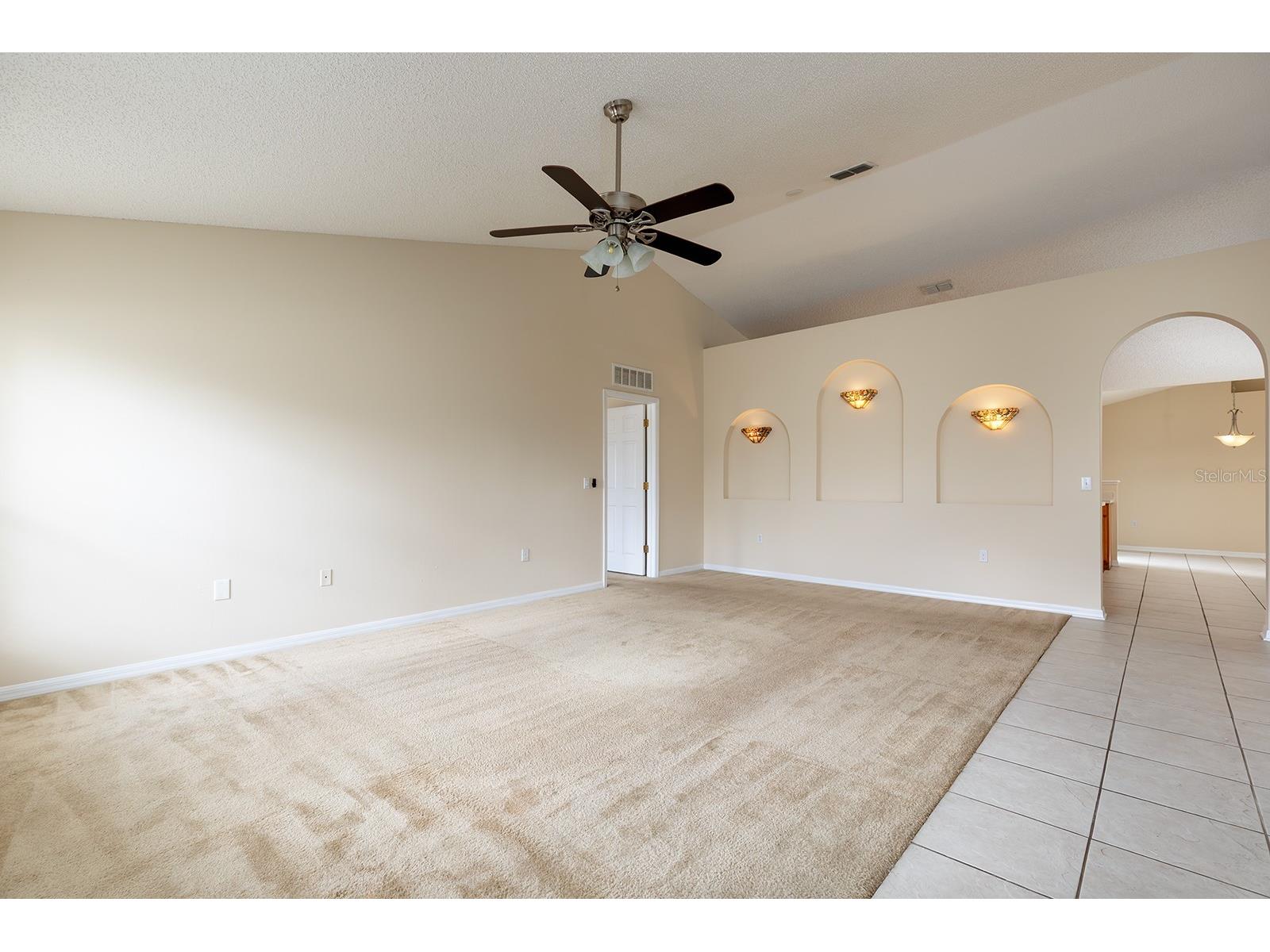 647 Elwood Street Deltona FL 32725 O6395899 image2