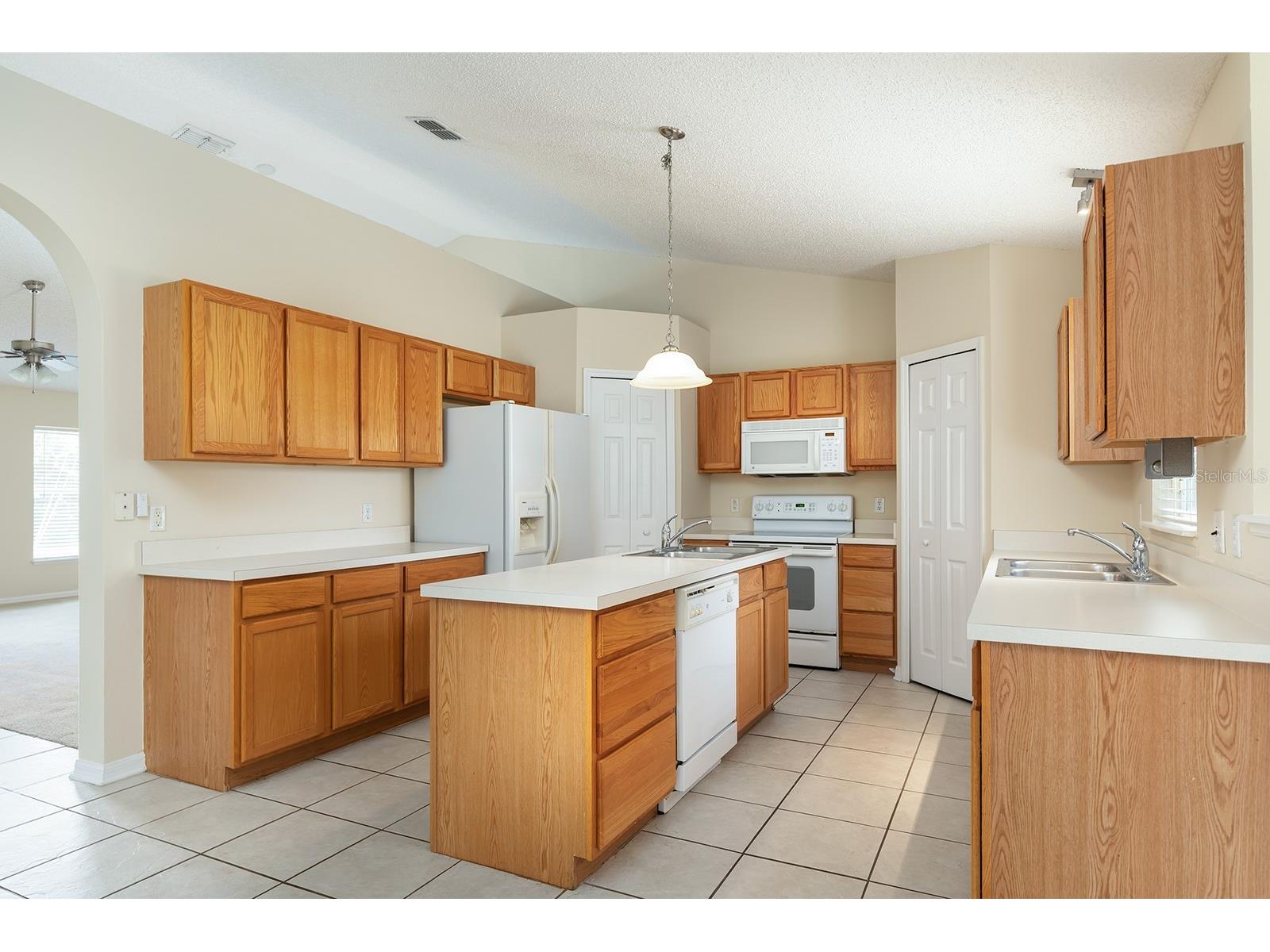 647 Elwood Street Deltona FL 32725 O6395899 image5