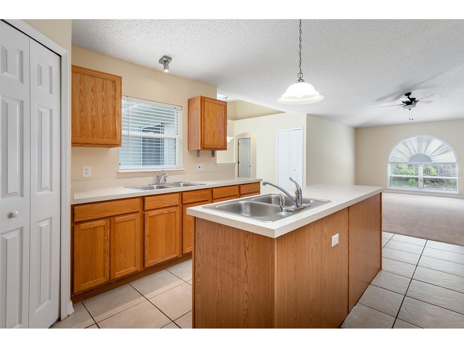 647 Elwood Street Deltona FL 32725 O6395899 image6
