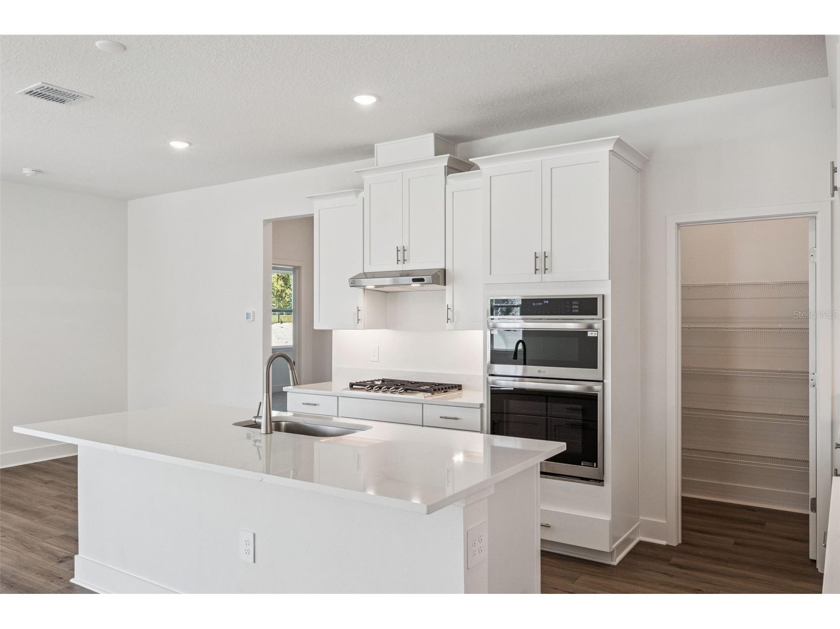 647 Emerald Grove Drive Apopka FL 32703 W7883029 image4