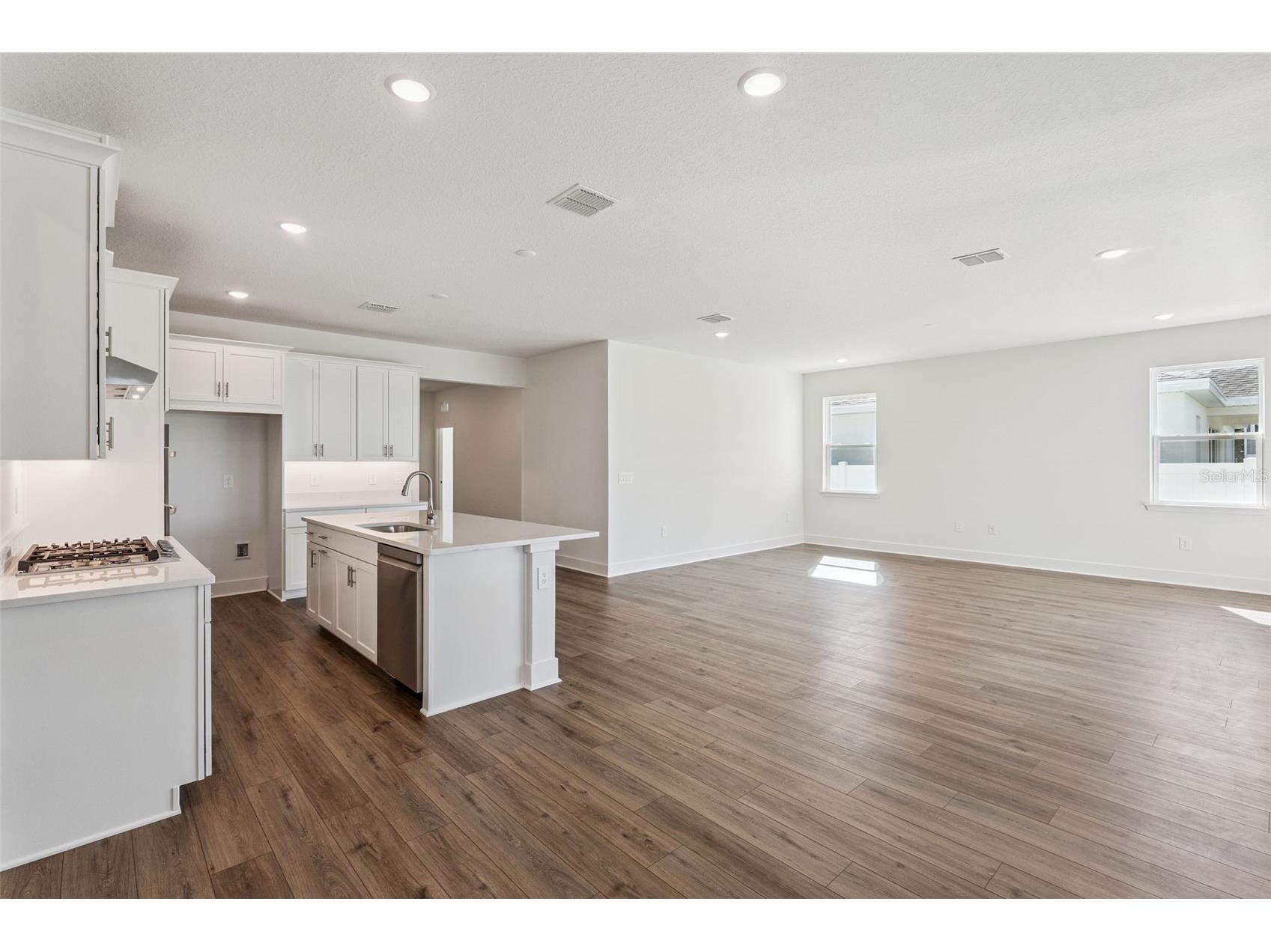 647 Emerald Grove Drive Apopka FL 32703 W7883029 image6