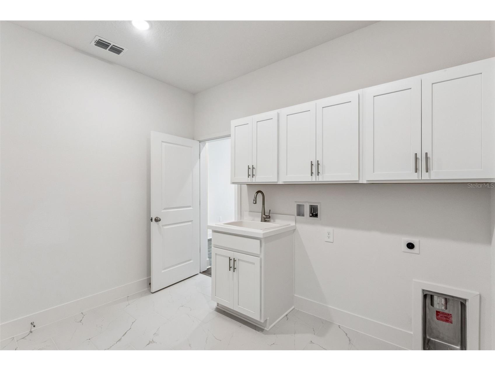 647 Emerald Grove Drive Apopka FL 32703 W7883029 image7