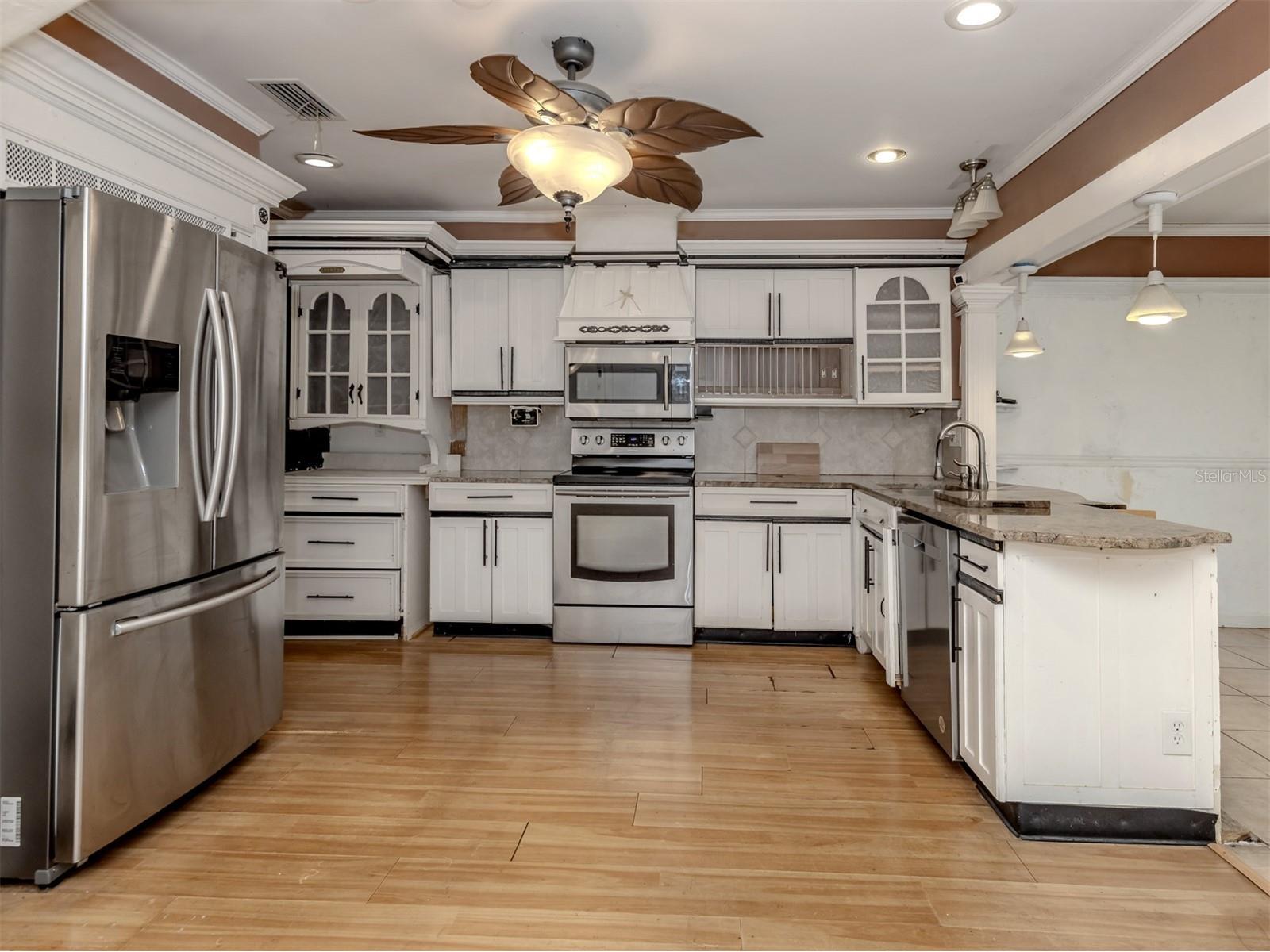 647 Foxwood Boulevard Englewood FL 34223 N6141900 image10