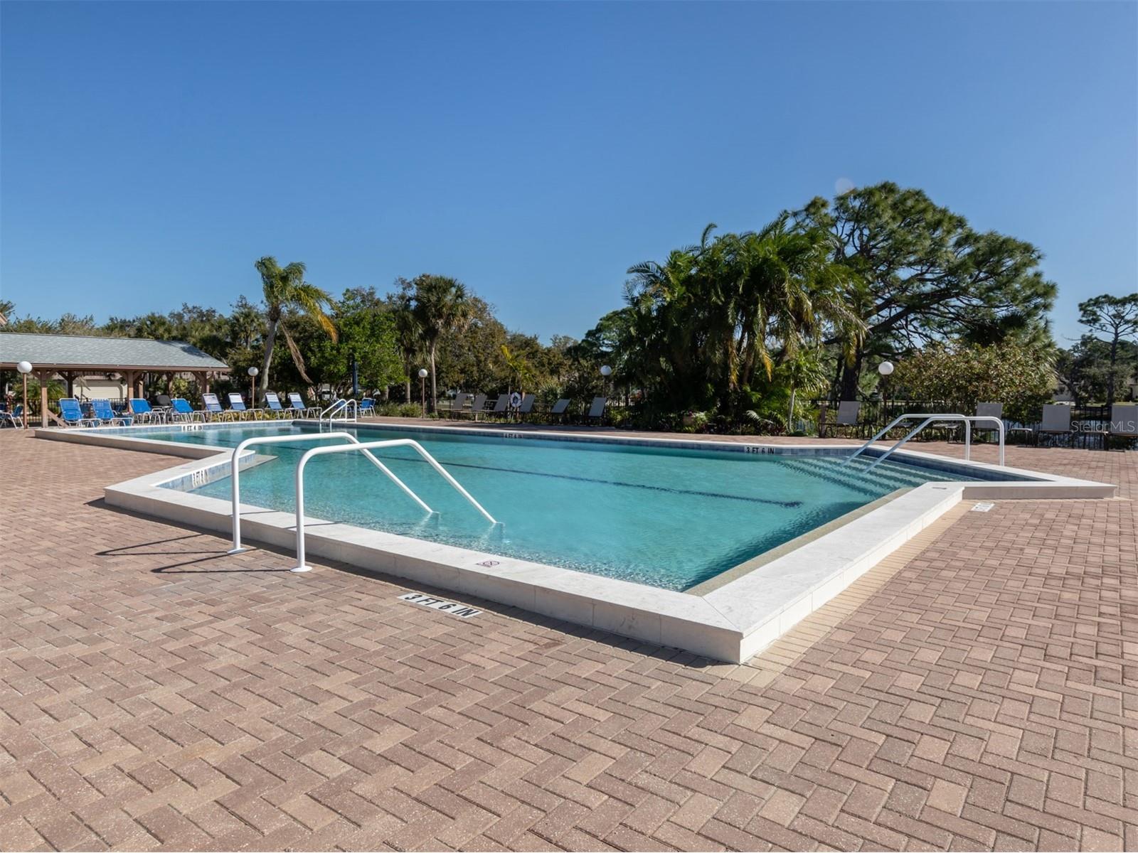 647 Foxwood Boulevard Englewood FL 34223 N6141900 image35