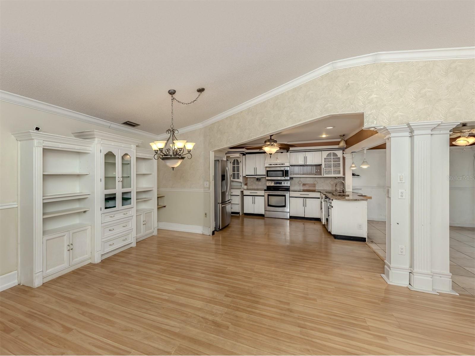 647 Foxwood Boulevard Englewood FL 34223 N6141900 image7