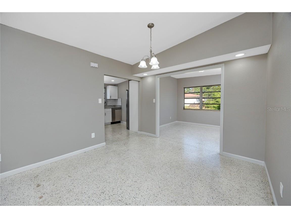 647 Garland Street N Saint Petersburg FL 33703 TB8445431 image10