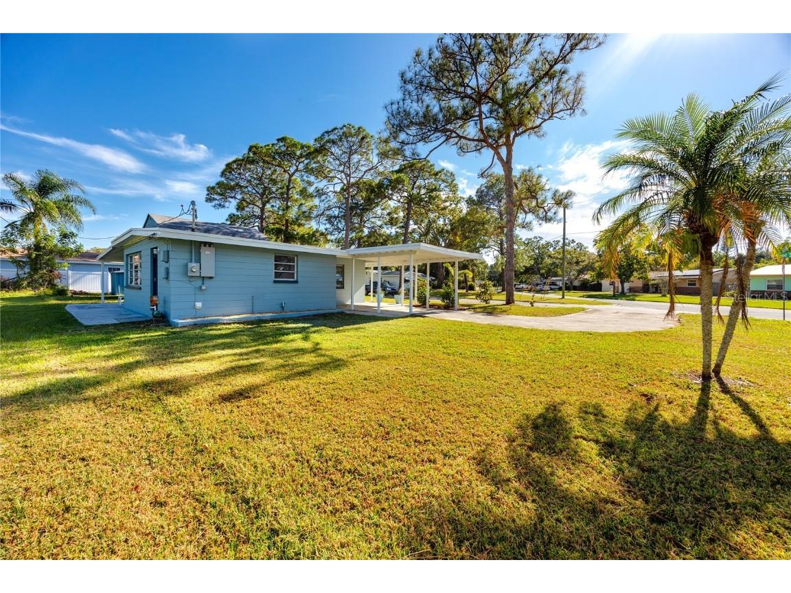 647 Garland Street N Saint Petersburg FL 33703 TB8445431 image38